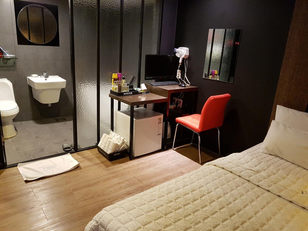 Vitamin Hotel Busan Buitenkant foto