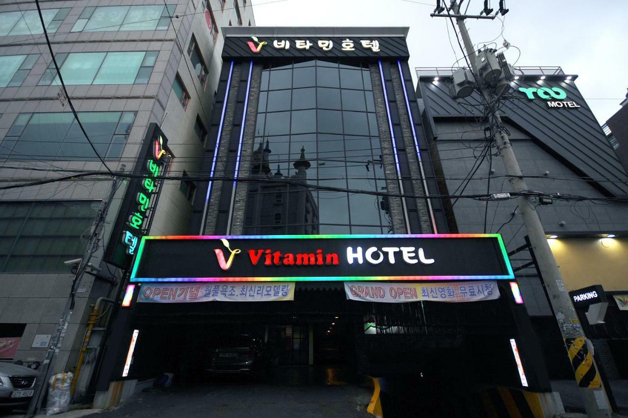 Vitamin Hotel Busan Buitenkant foto