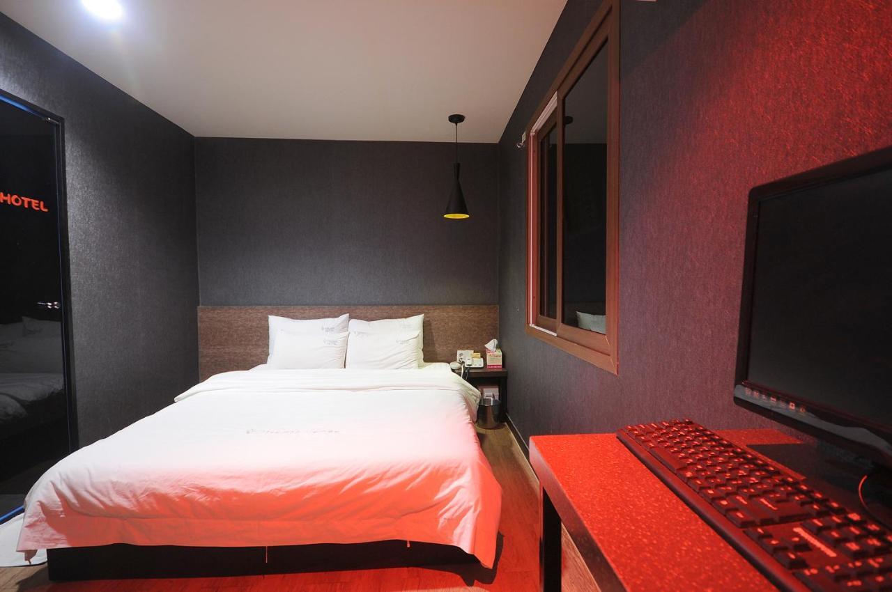 Vitamin Hotel Busan Buitenkant foto