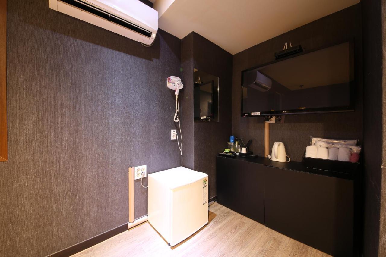 Vitamin Hotel Busan Buitenkant foto